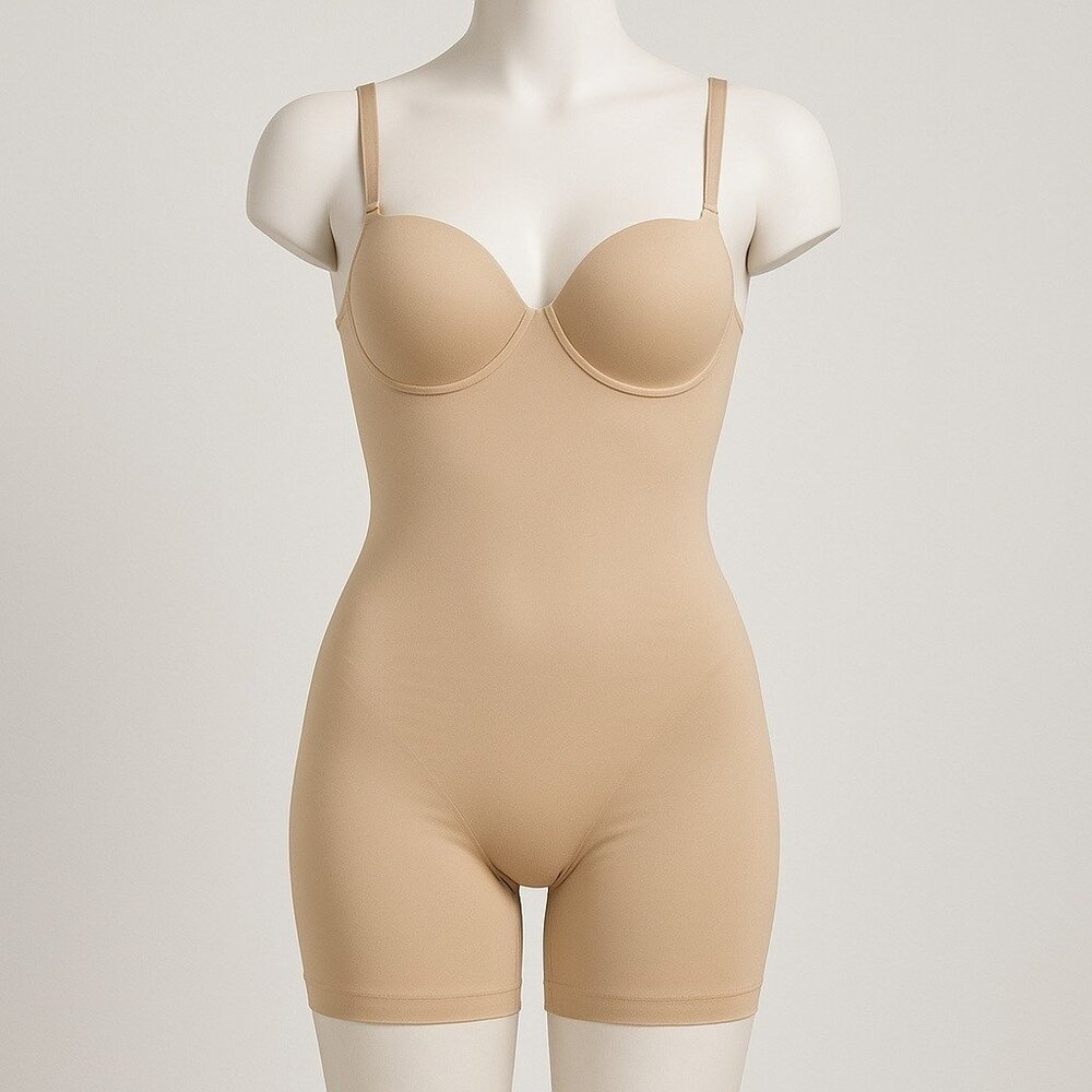 Spanx Women Cupped Bodysuit Size XL Neutral Shaping Convertible Straps Sleek Fit